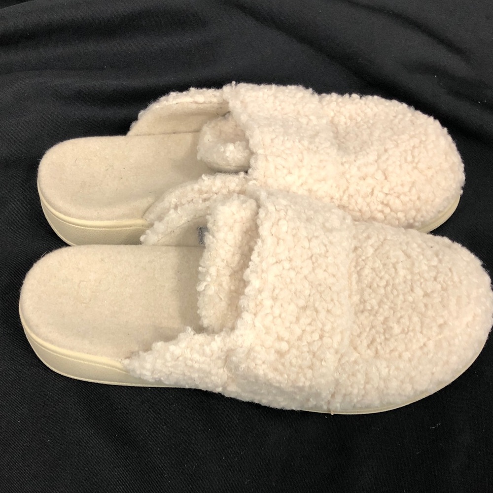 Women’s Vionic Cozy Sherpa Slide Slippers in Cream Sz 10 - Picture 3 of 7